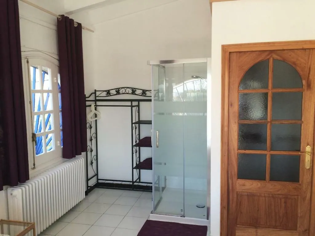 Guest house Pao Blau Hotel Pau Spain